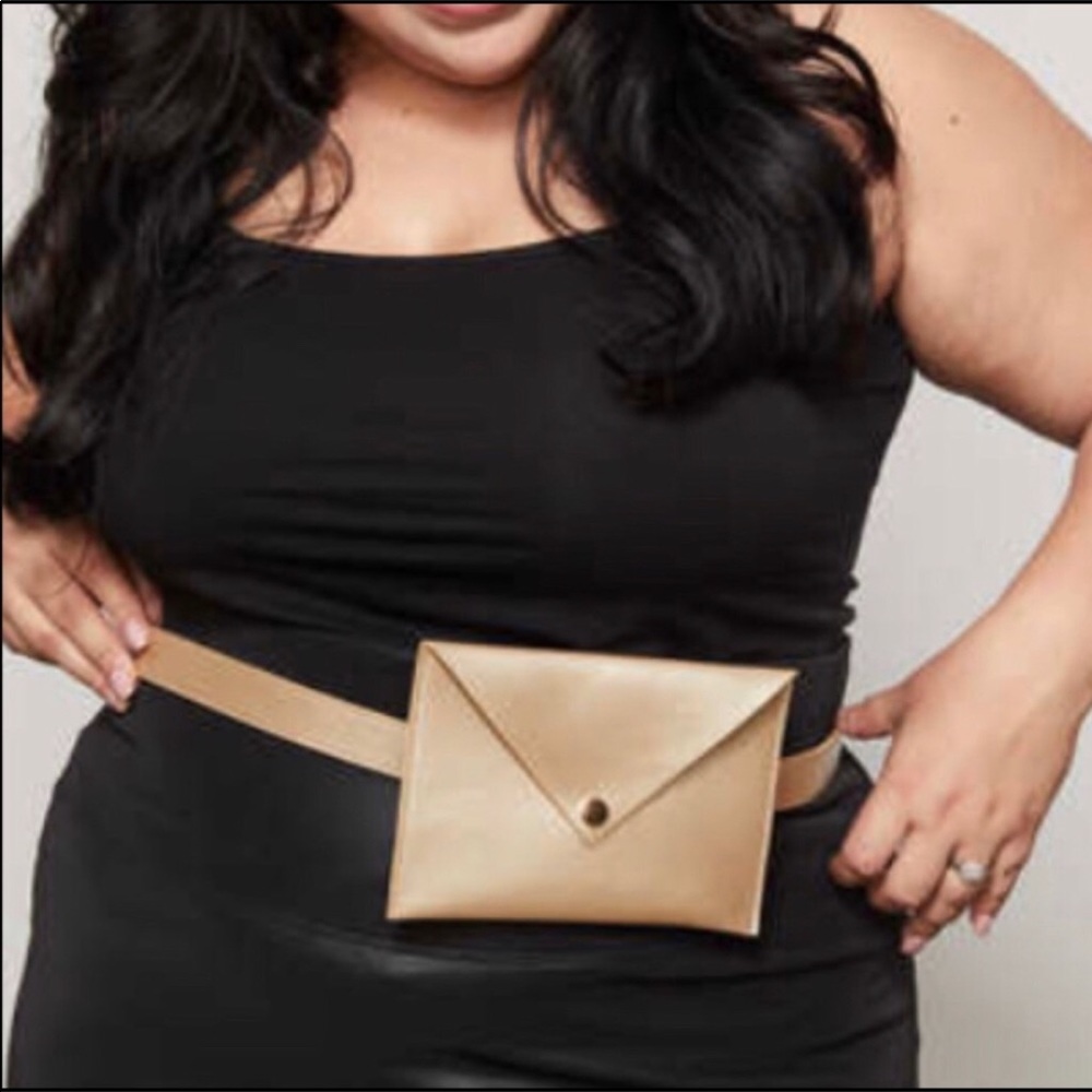 Perfect Belted Bag For The Woman On The Go